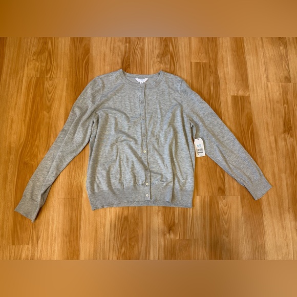Time and Tru Gray Button-Up Cardigan - Picture 1 of 4